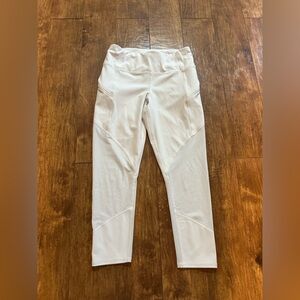 NWOT Athleta Cropped Leggings